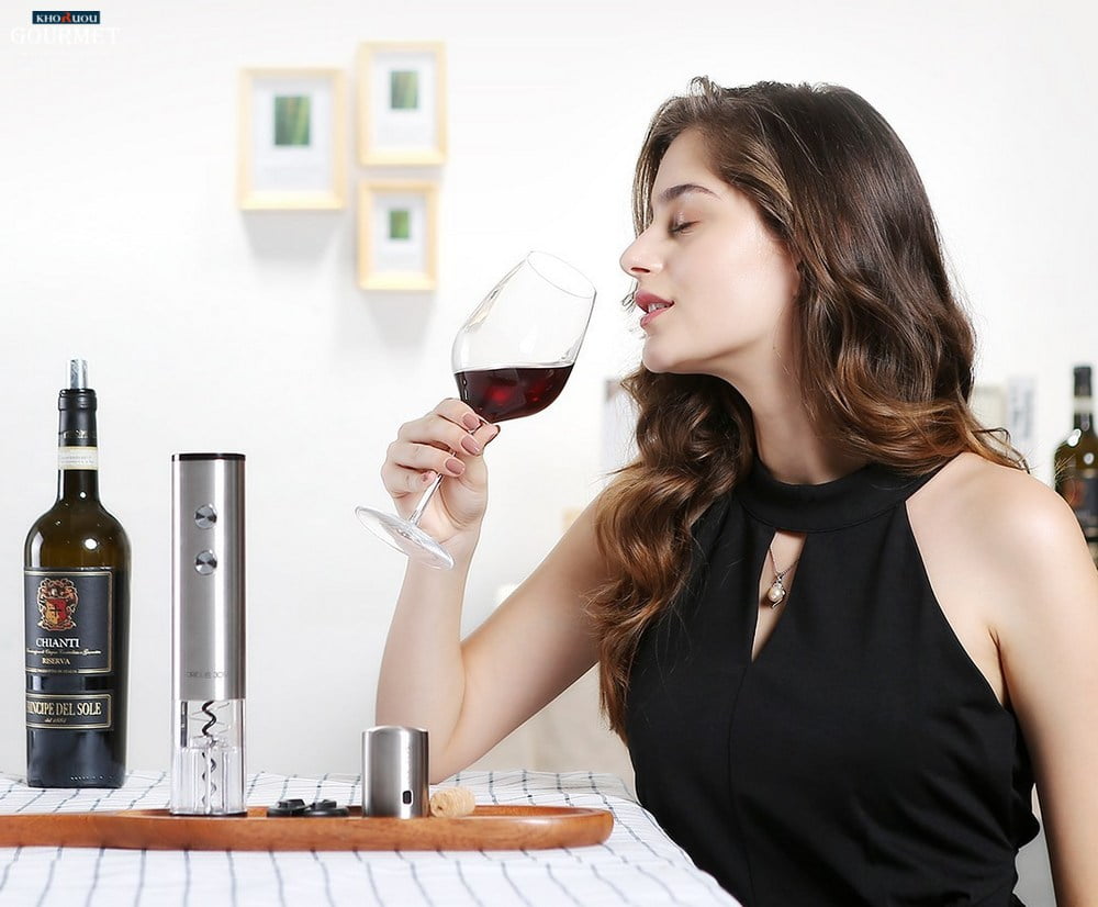Rượu vang tốt cho xương khớp phụ nữ