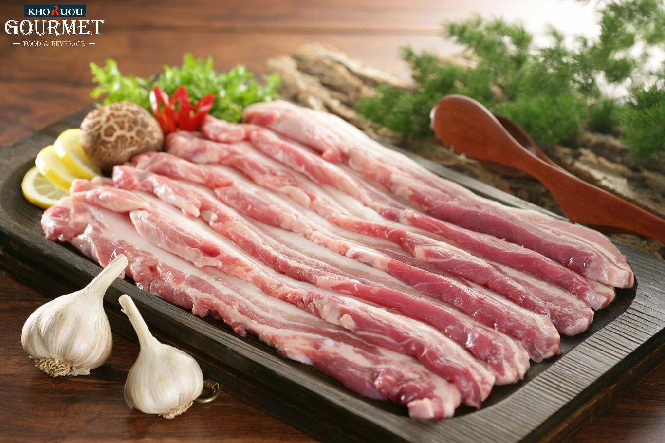 Thịt heo chứa nhiều chất dinh dưỡng cần thiết cho cơ thể. Dễ dàng chế biến, tạo thành nhiều món ăn đa dạng, thơm ngon cực hấp dẫn