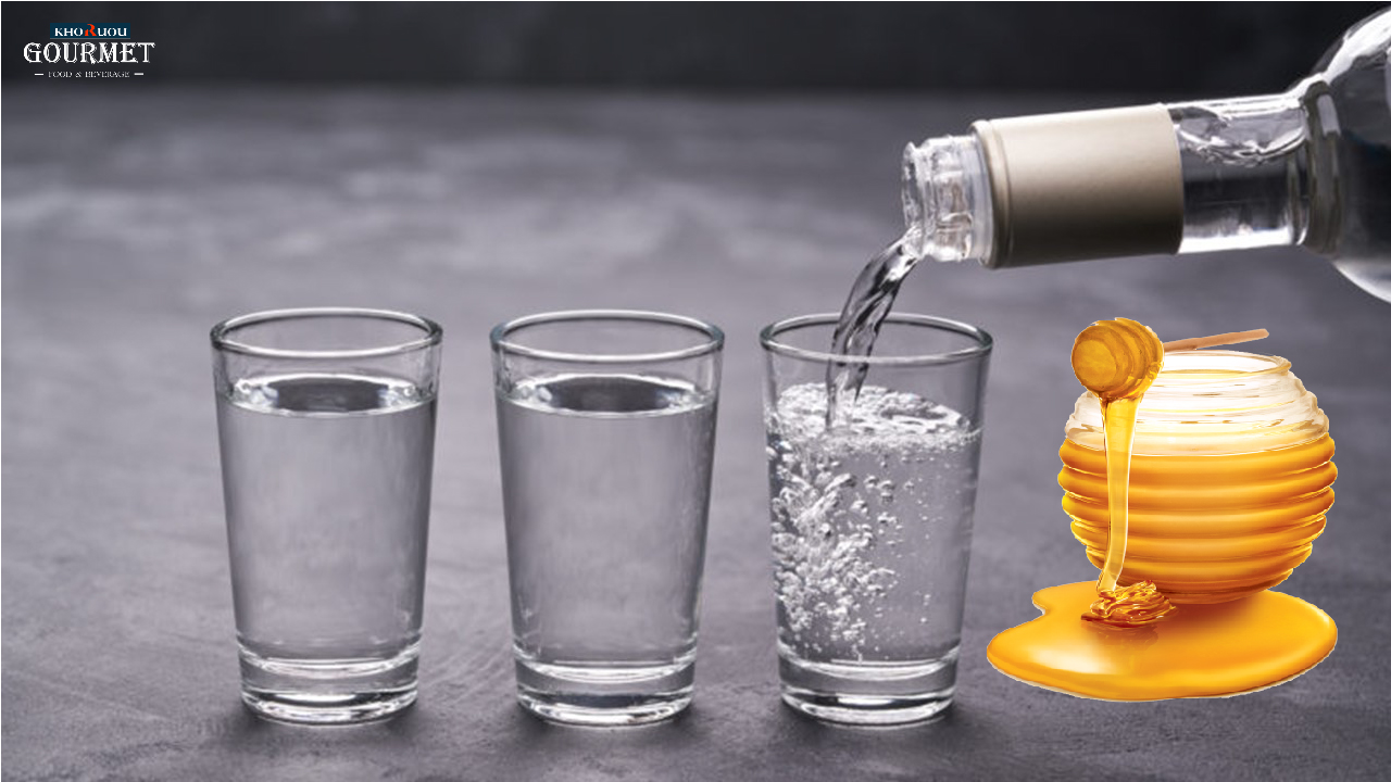 Khi uống rượu trắng pha mật ong cần hết sức thận trọng