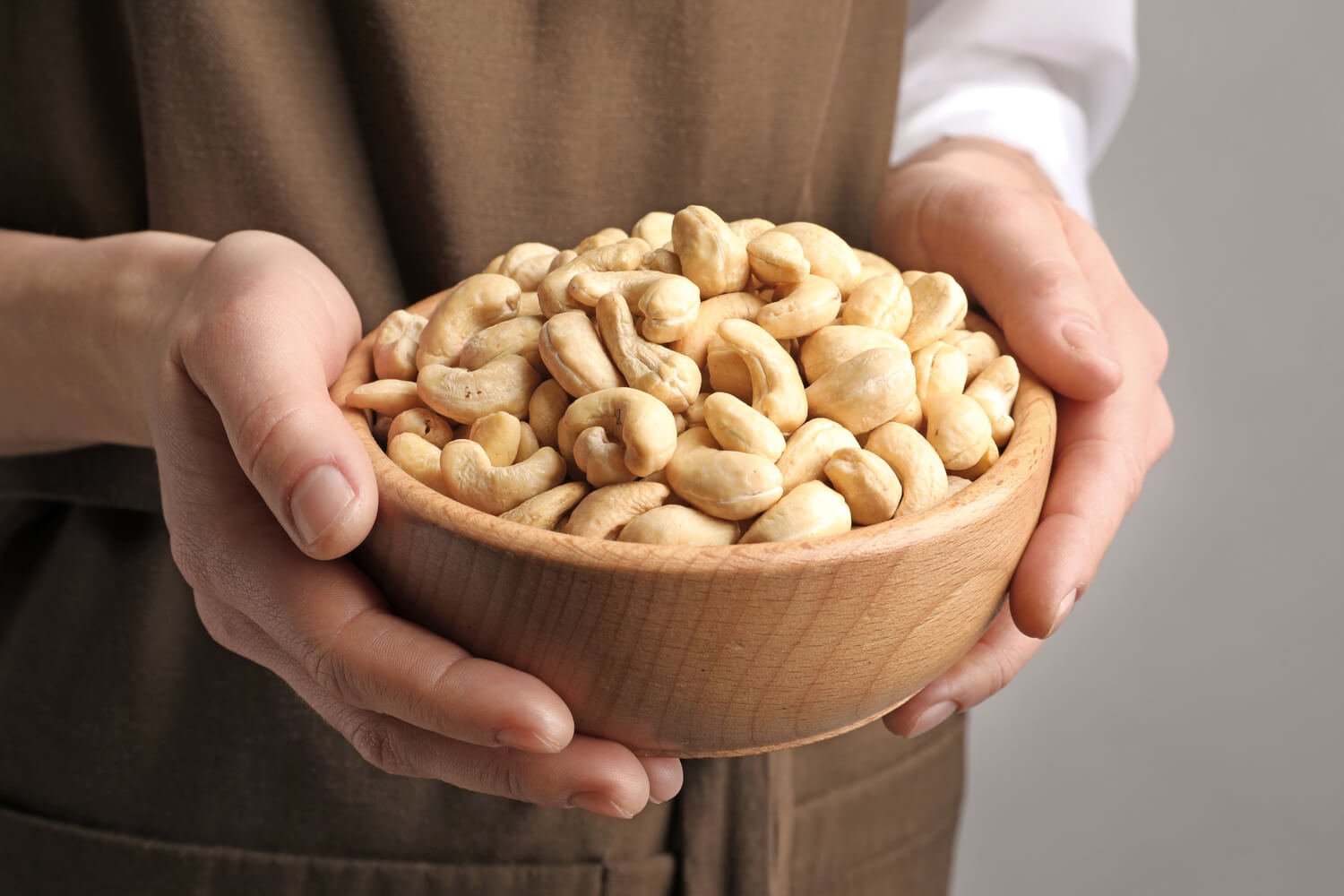 hạt điều rang muối có tốt cho bà bầu