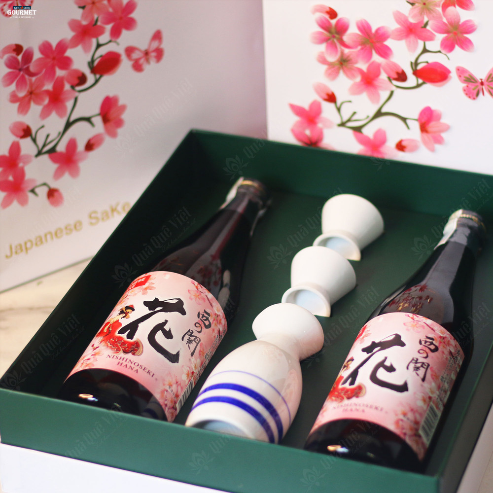 Lợi ích khi tặng hộp quà, set quà rượu sake