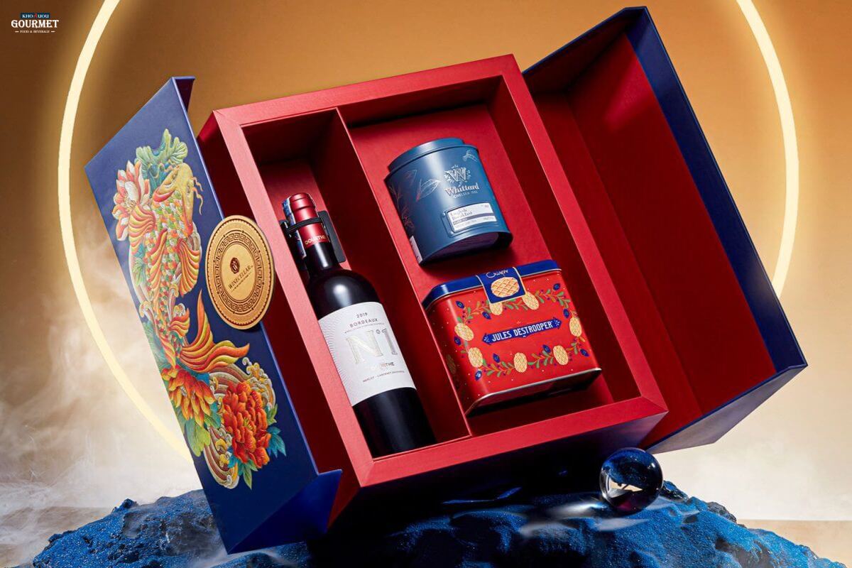 Rượu là món quà sang trọng và lịch sự