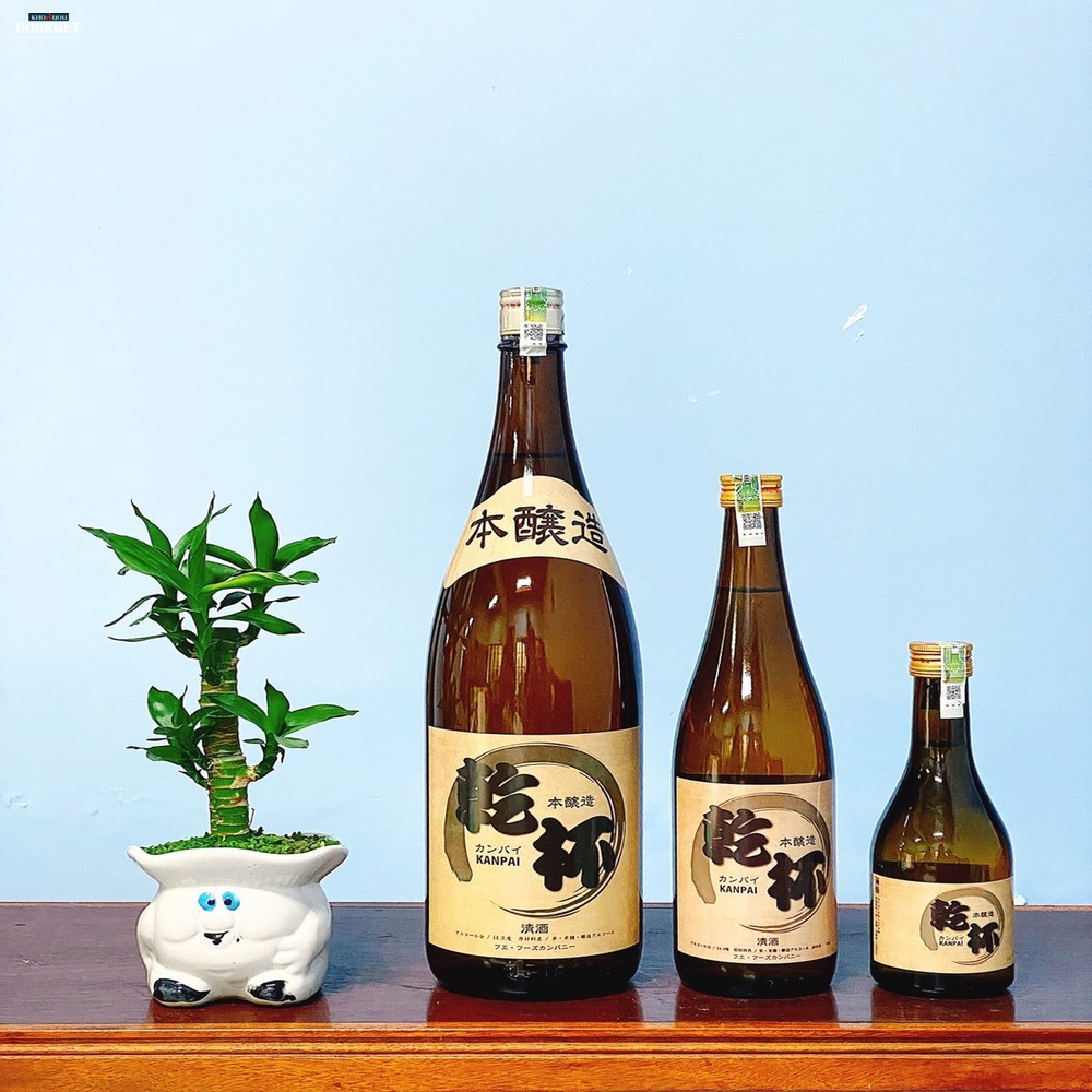 Rượu sake được xem là quốc tửu của Nhật Bản, rượu sake được làm từ gạo lên men